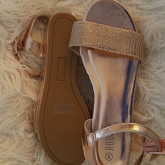 Sandals - Picture 3 of 5